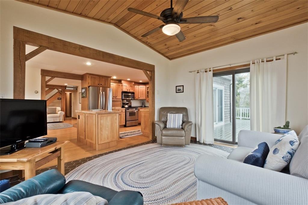 6 Beacon Lane
