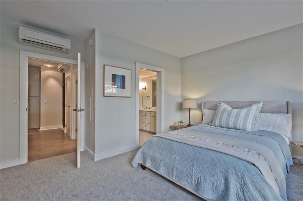 113 Newbury Street, 409