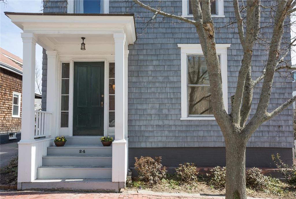 24 Salem Street