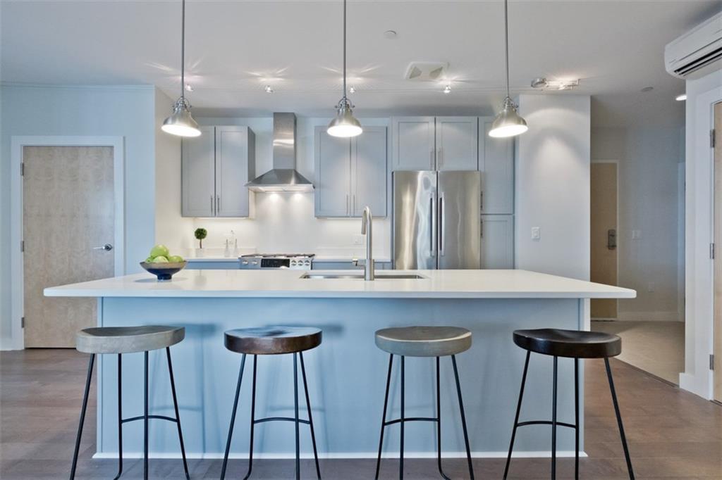 113 Newbury Street, 308