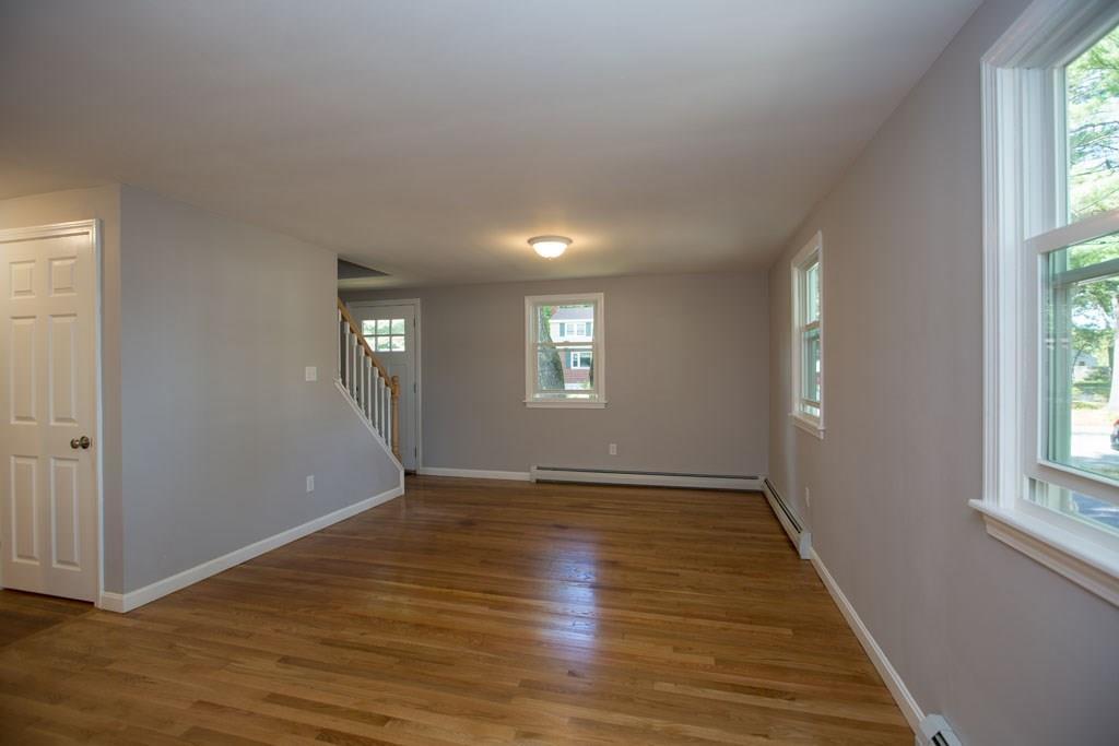 4 Mayflower Road