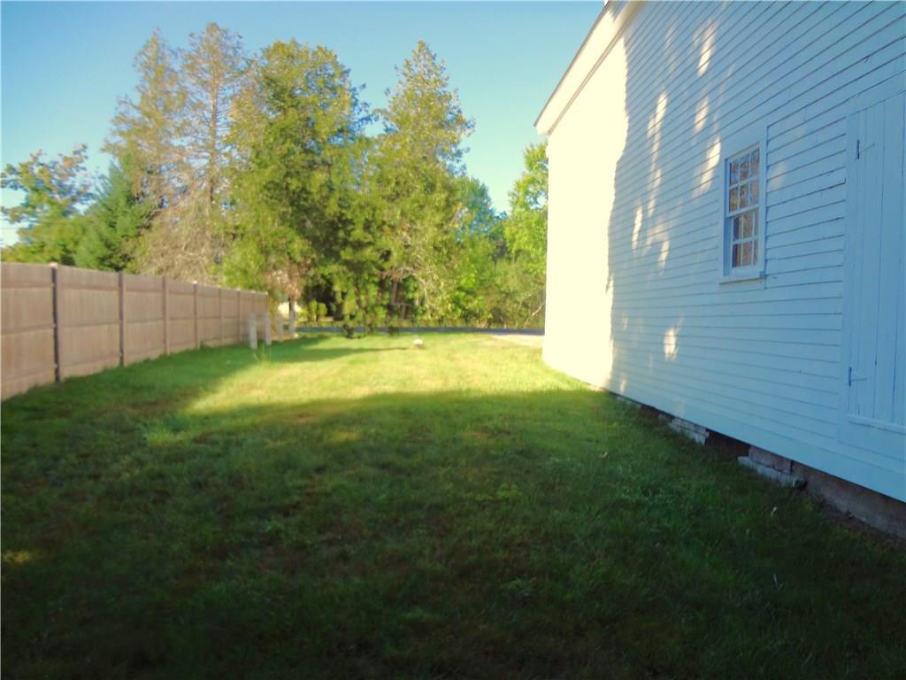 985 River Road