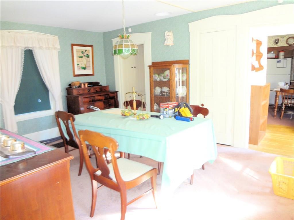 985 River Road
