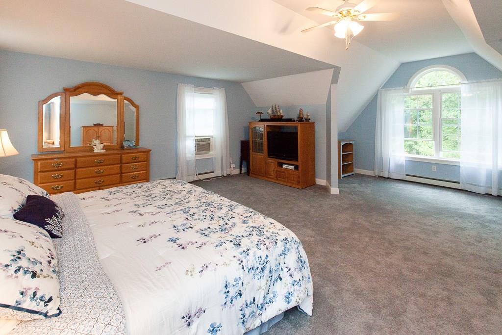 206 Broadturn Road