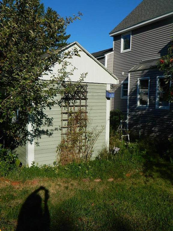 18 Highland Avenue