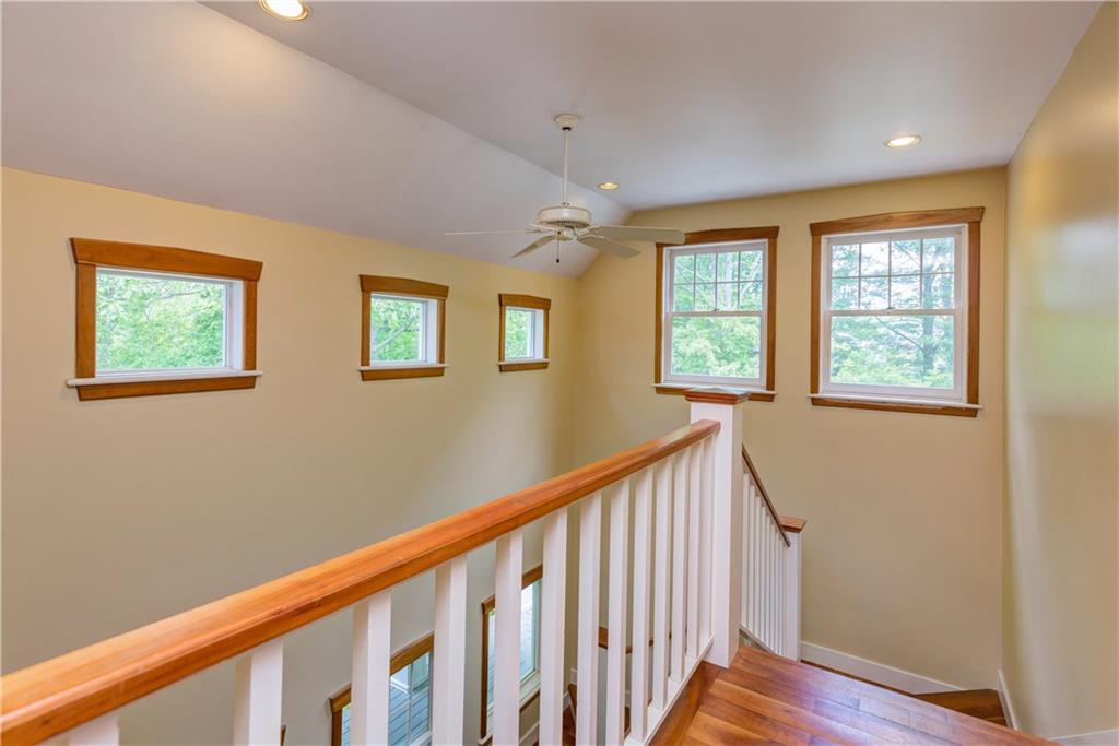 8 Cole Field Road