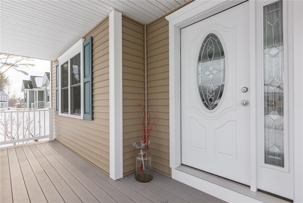 60 Woodman Avenue