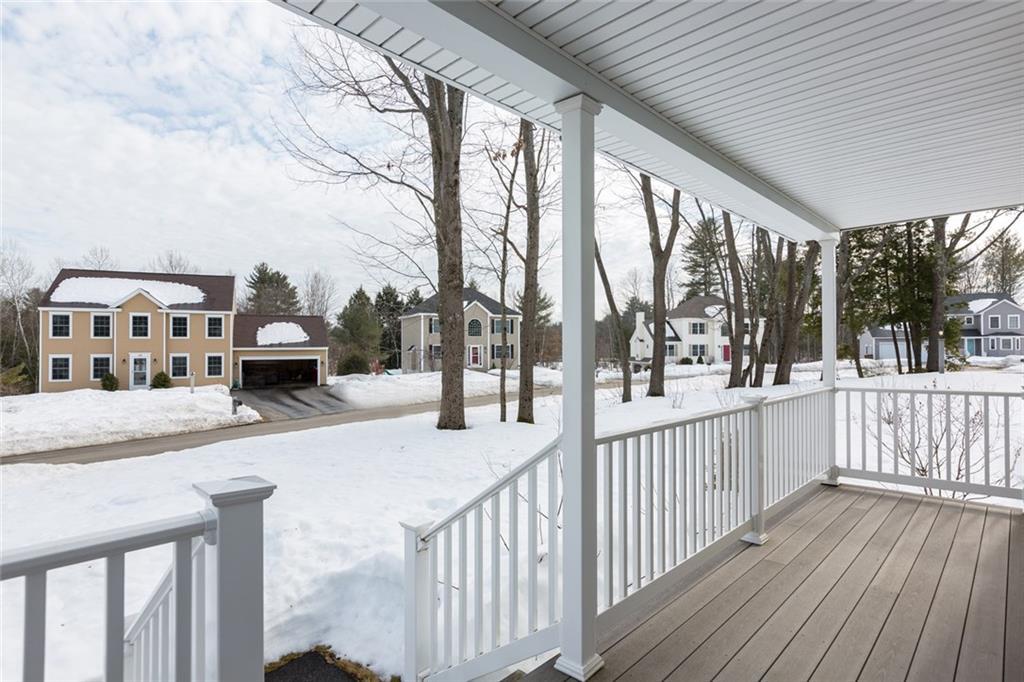 60 Woodman Avenue