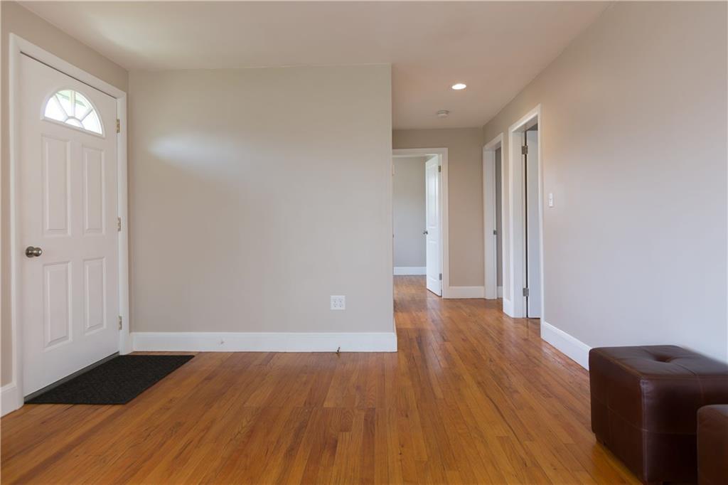 8 Crescent View Avenue