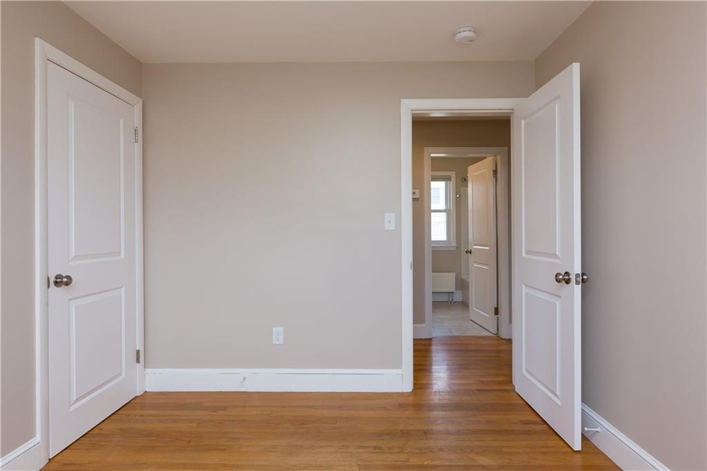 8 Crescent View Avenue