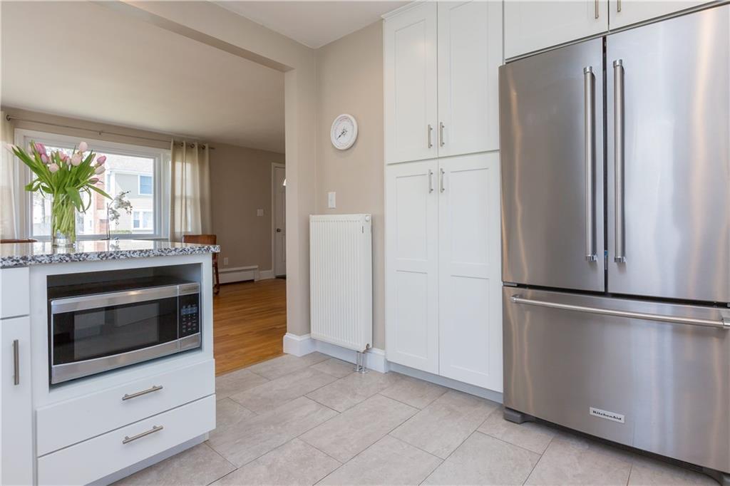8 Crescent View Avenue