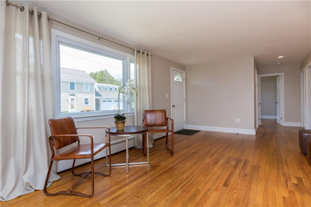 8 Crescent View Avenue