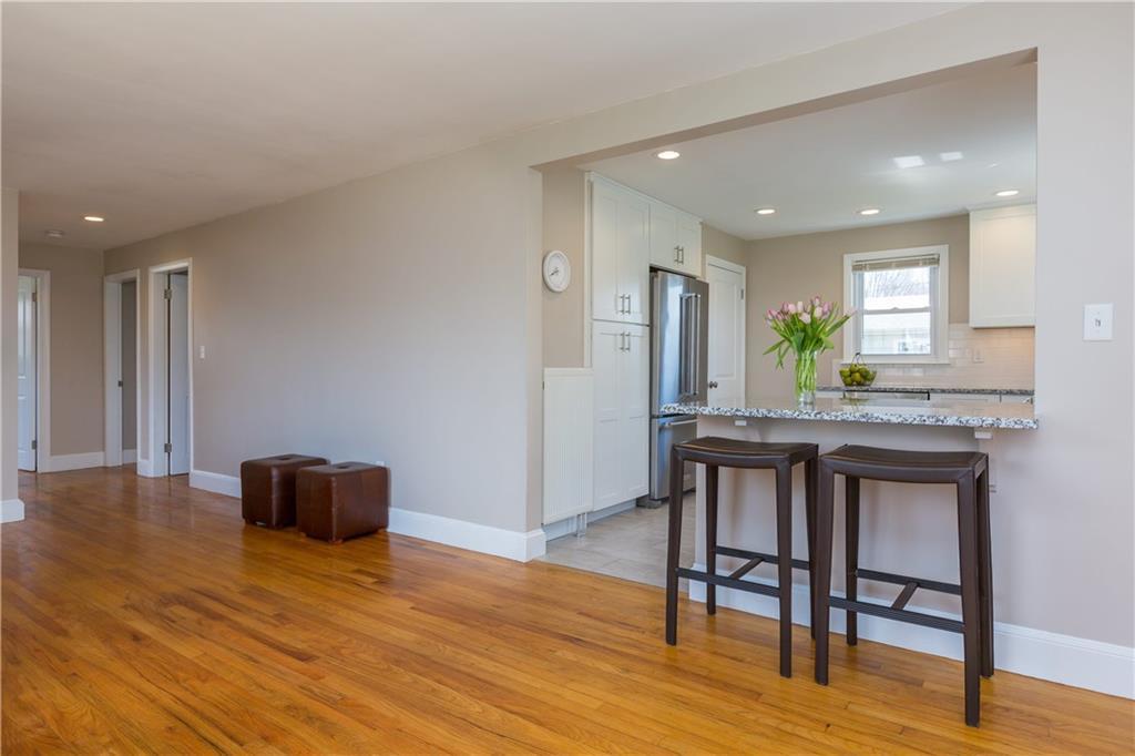 8 Crescent View Avenue