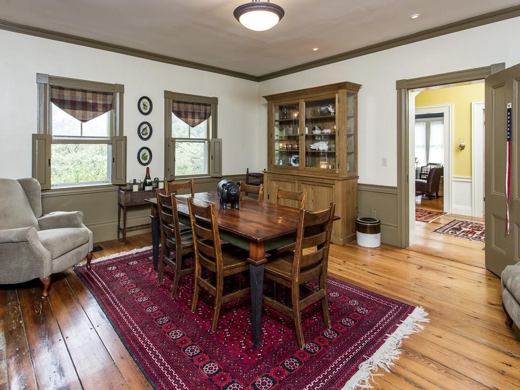 924 River Road