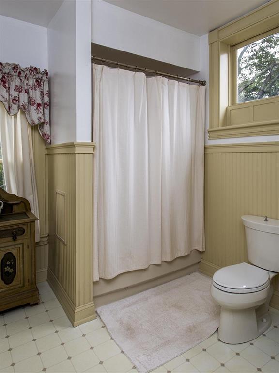 924 River Road