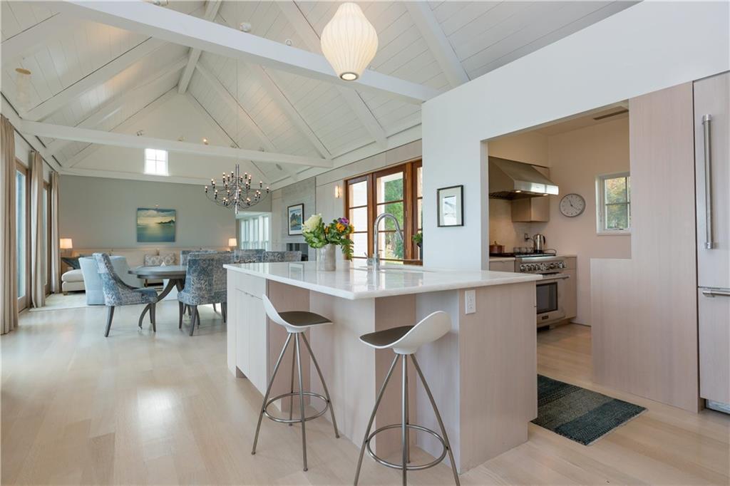 4 Chimney Rock Road