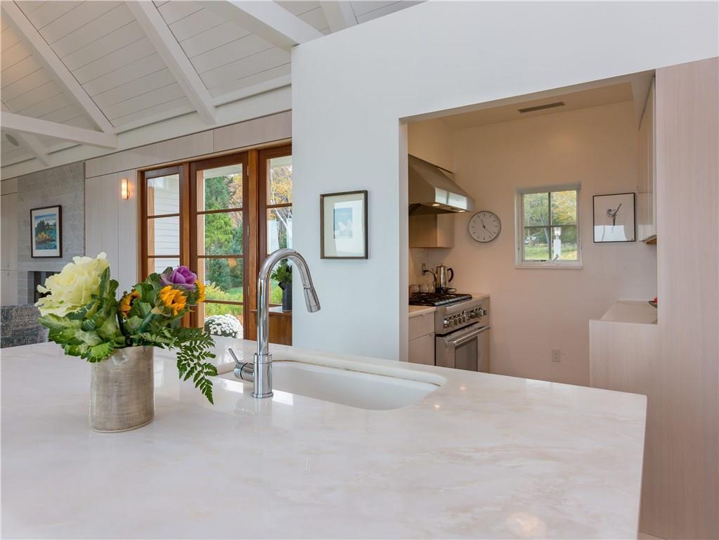 4 Chimney Rock Road