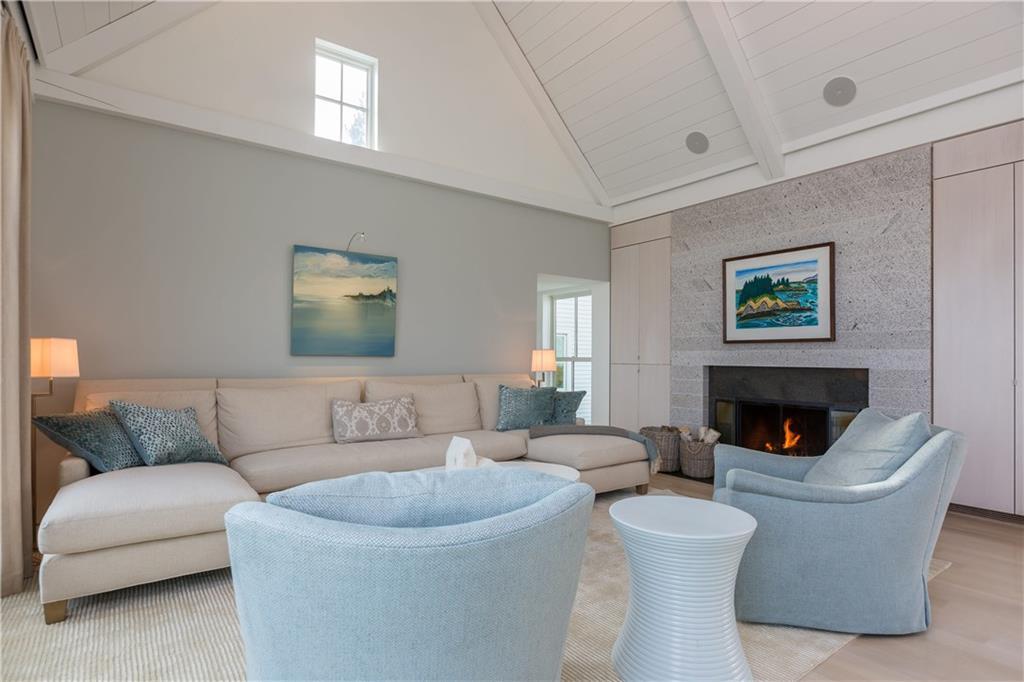 4 Chimney Rock Road