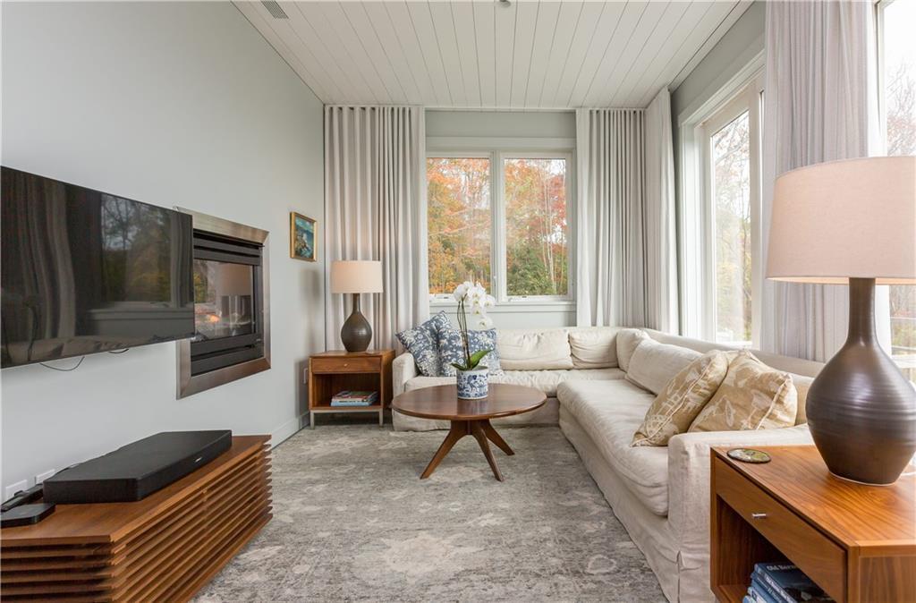 4 Chimney Rock Road