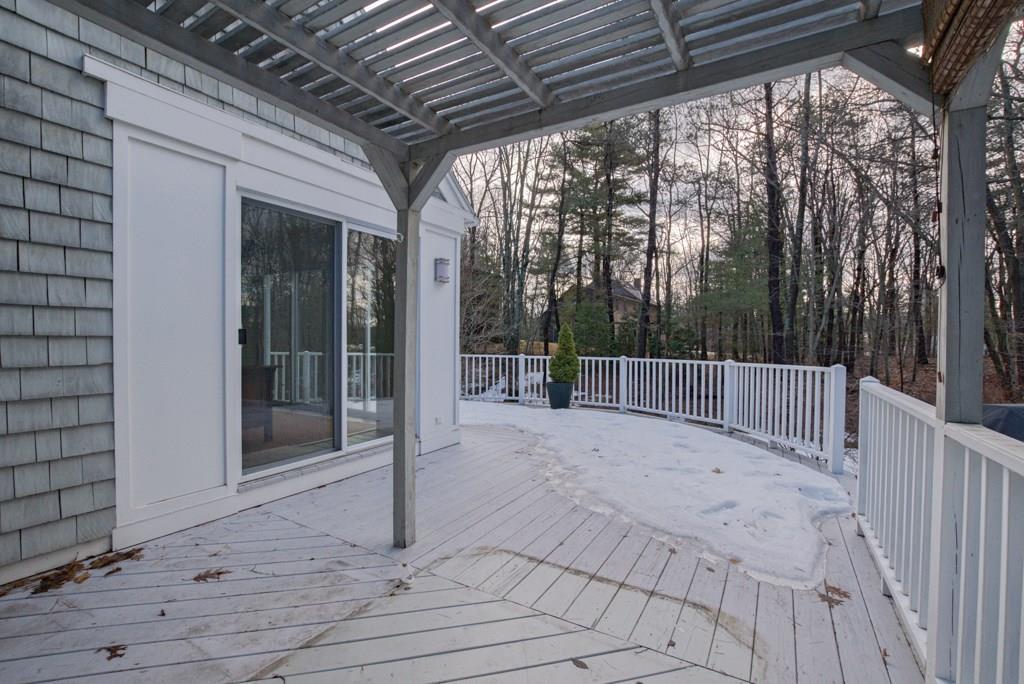 6 Rosewood Drive