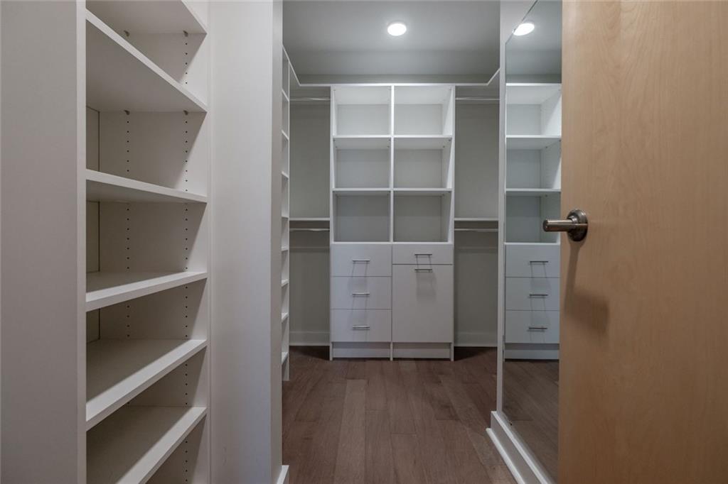 113 Newbury Street, 410