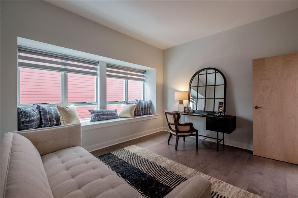 113 Newbury Street, 410