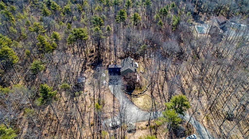 20 Little Pond Road