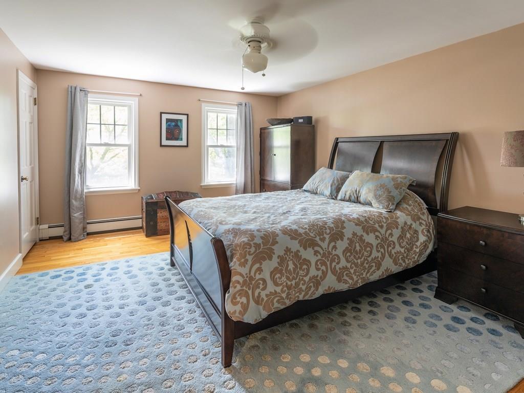 30 Hunts Point Road