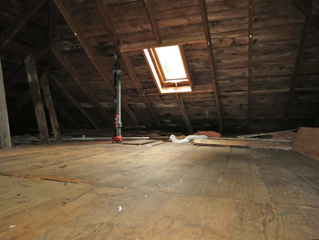 260 Allen Avenue
