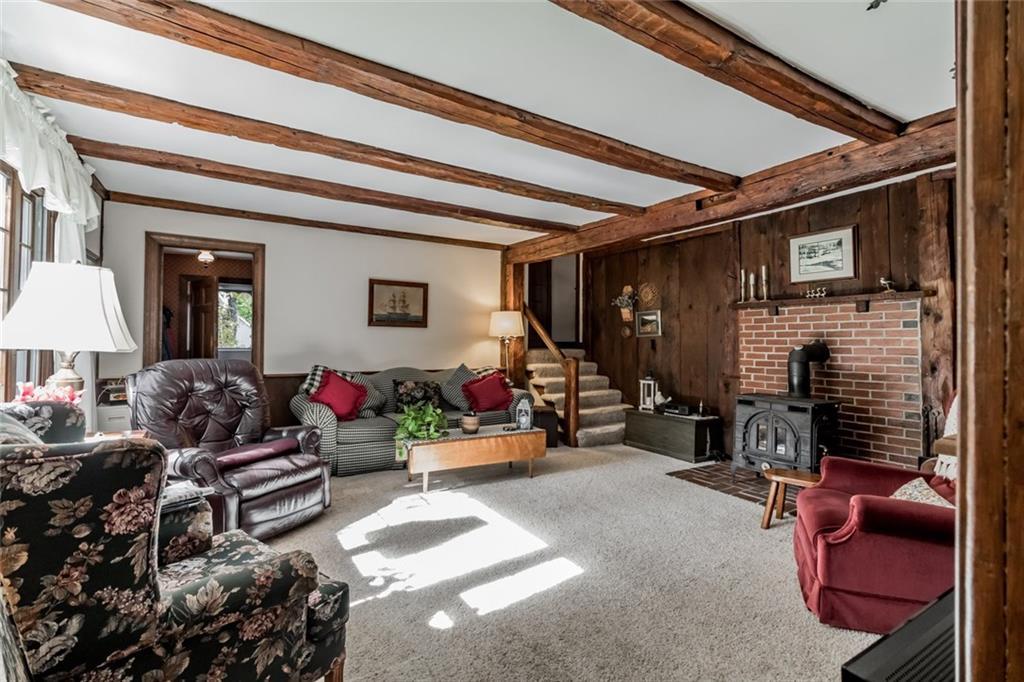 31 Pleasant Hill Road