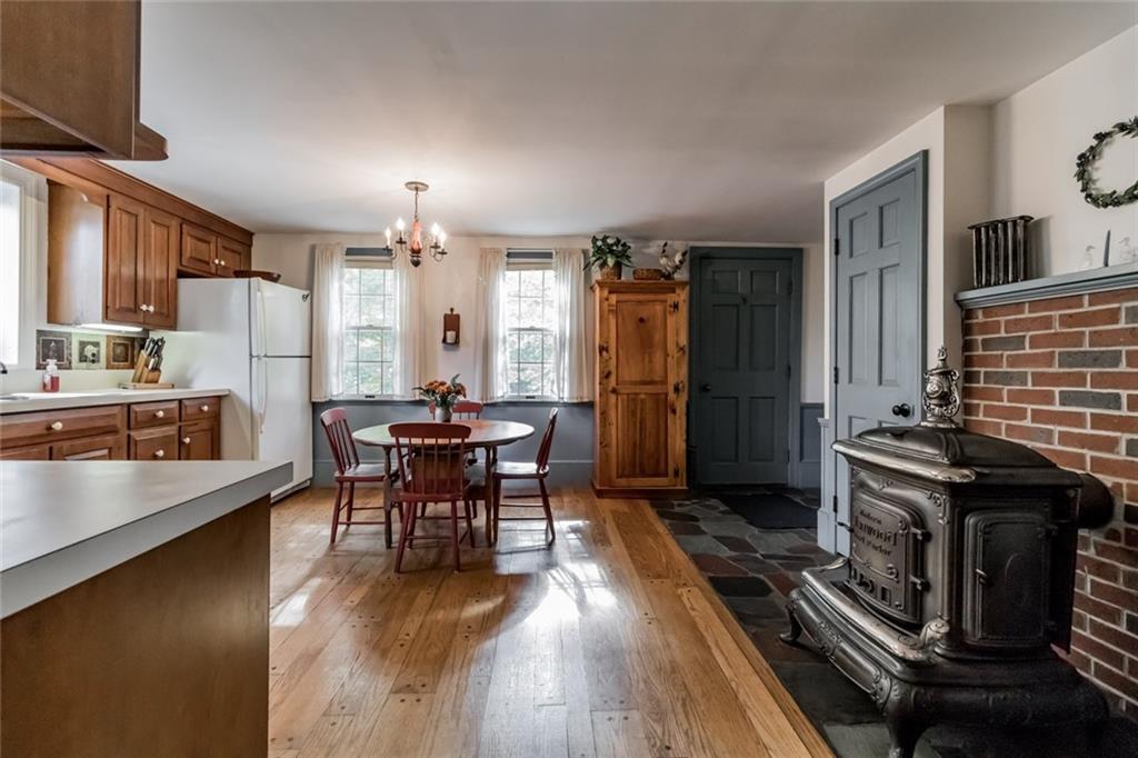 31 Pleasant Hill Road
