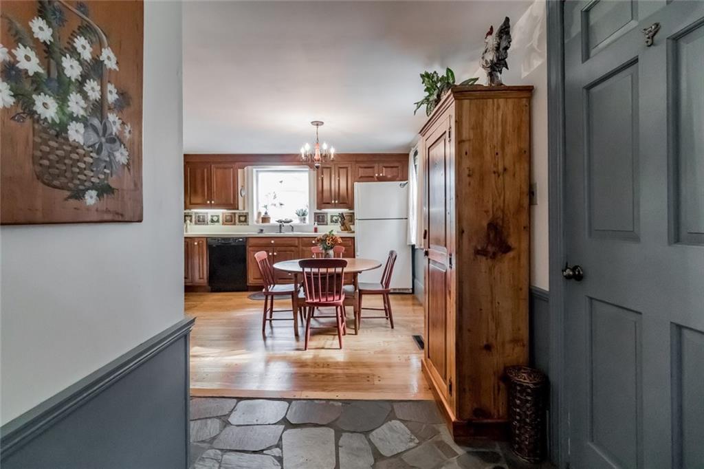 31 Pleasant Hill Road