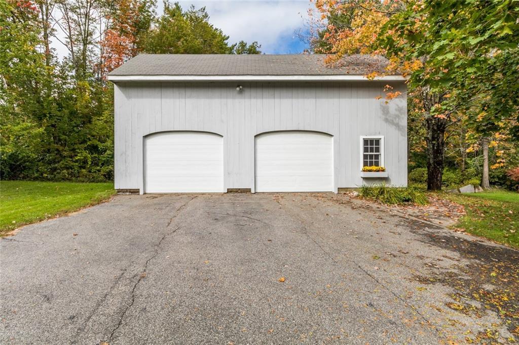 31 Pleasant Hill Road