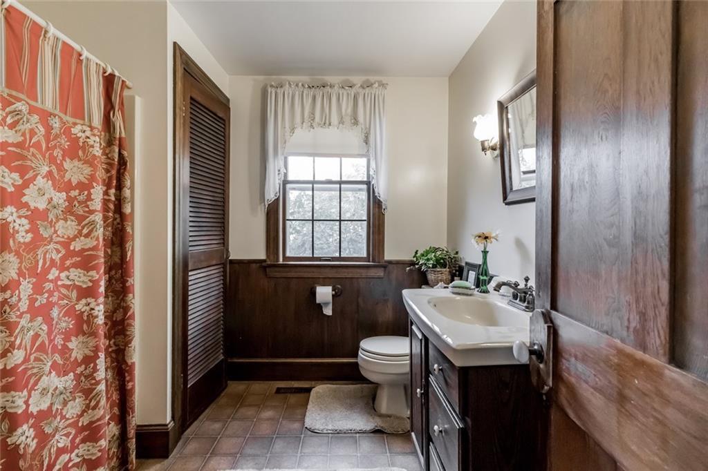 31 Pleasant Hill Road