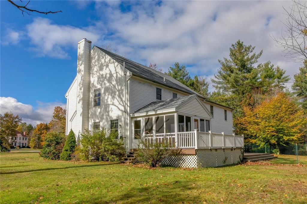 15 Goldenwood Drive