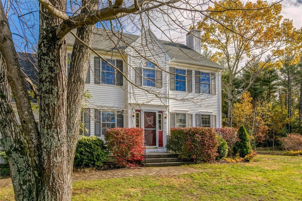 15 Goldenwood Drive
