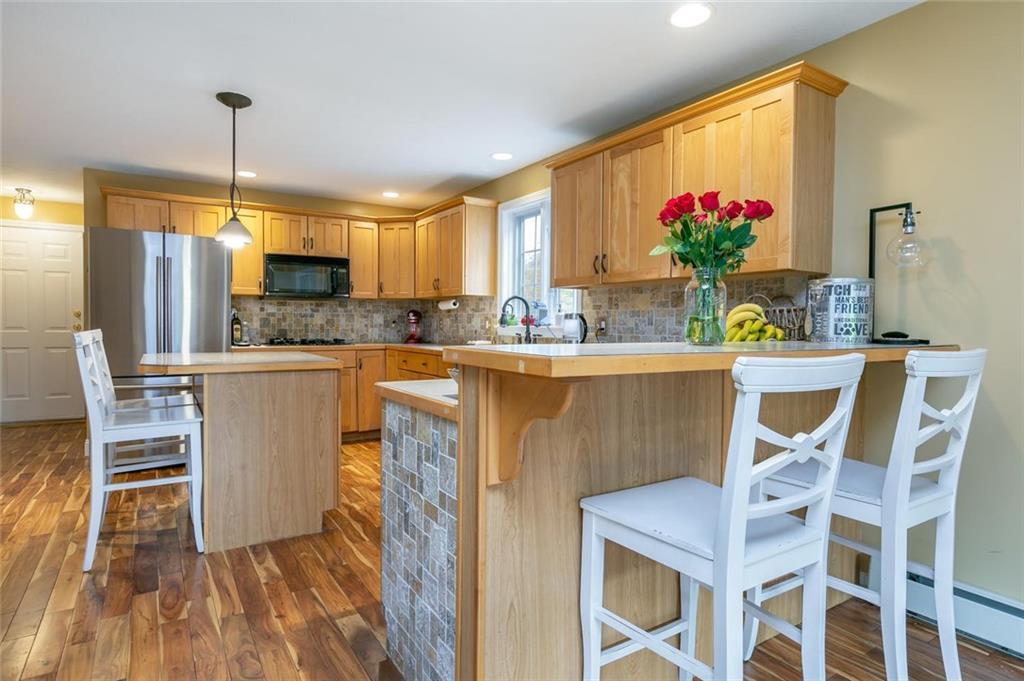 15 Goldenwood Drive