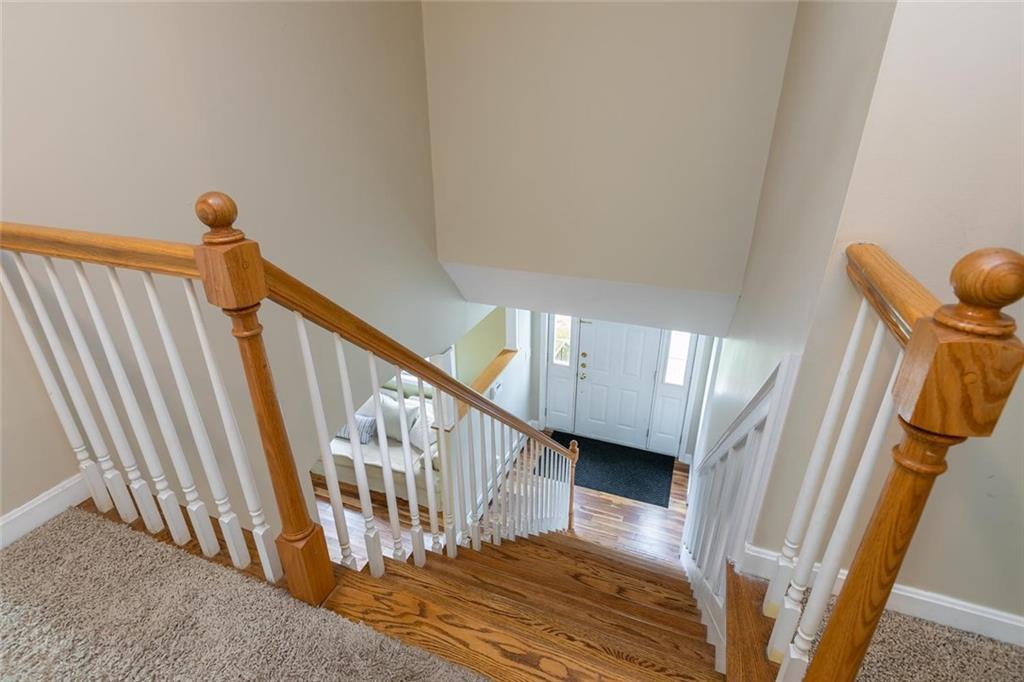 15 Goldenwood Drive