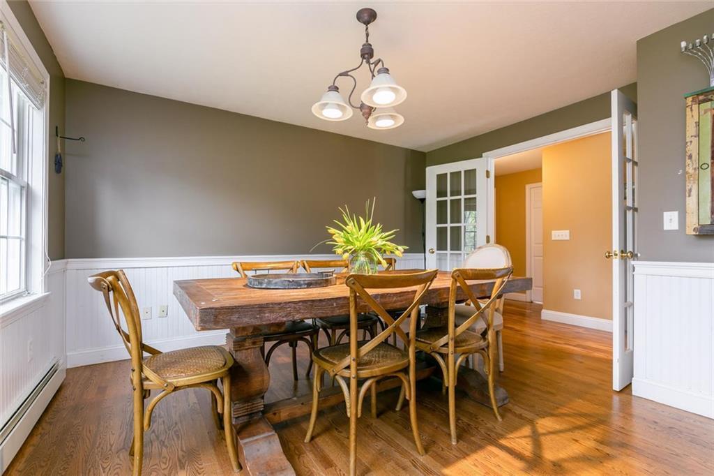 15 Goldenwood Drive
