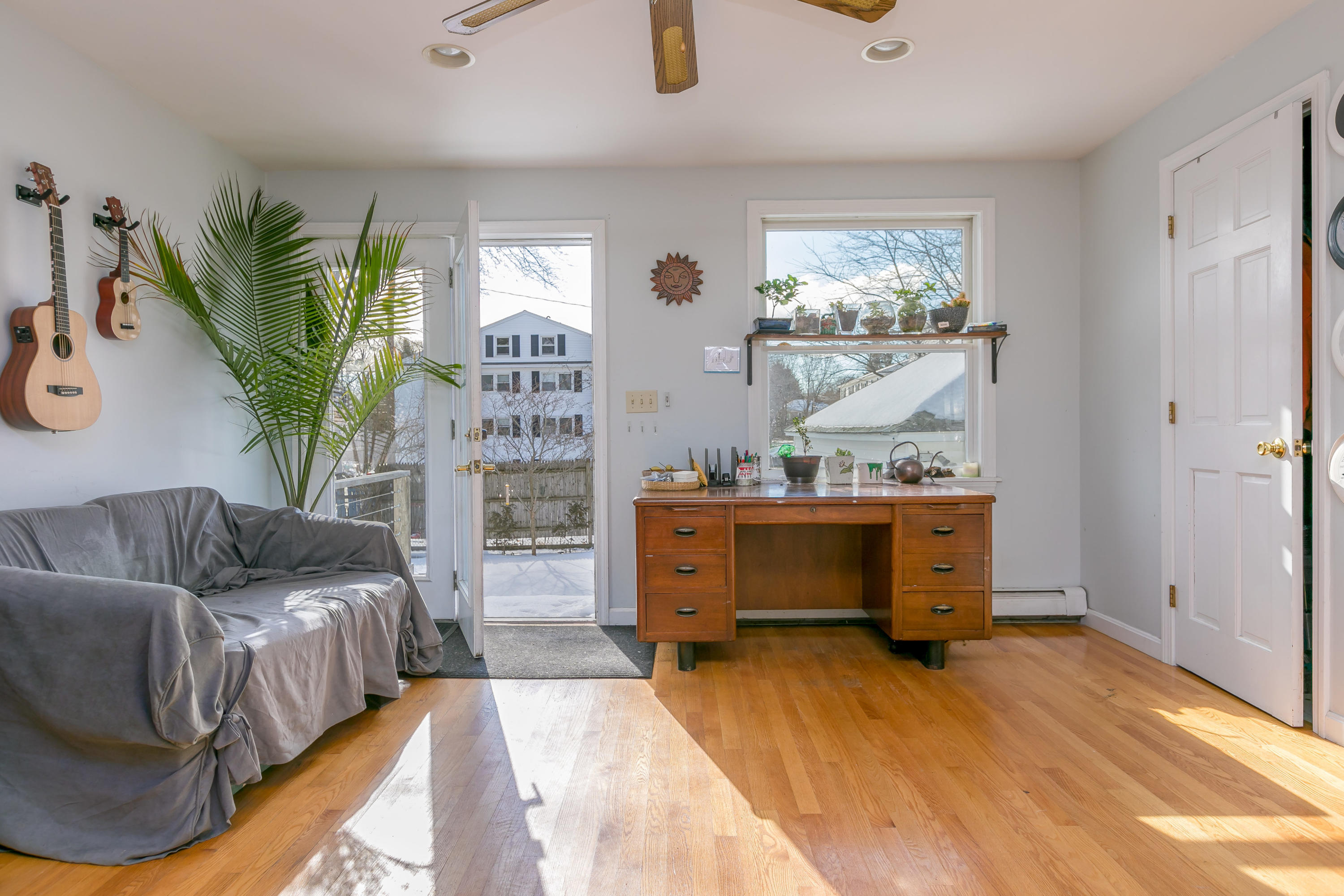 22 Crescent Avenue