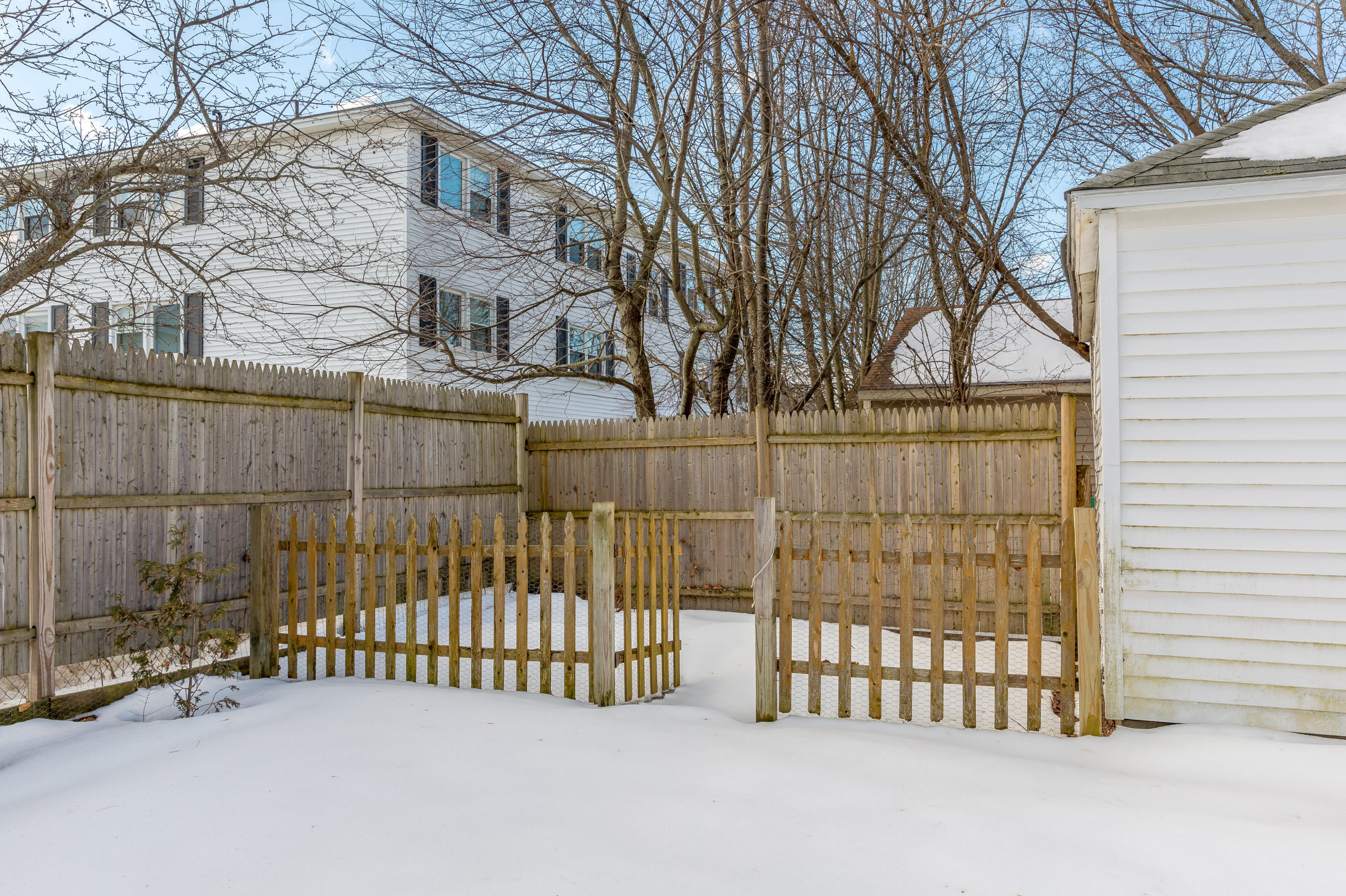 22 Crescent Avenue