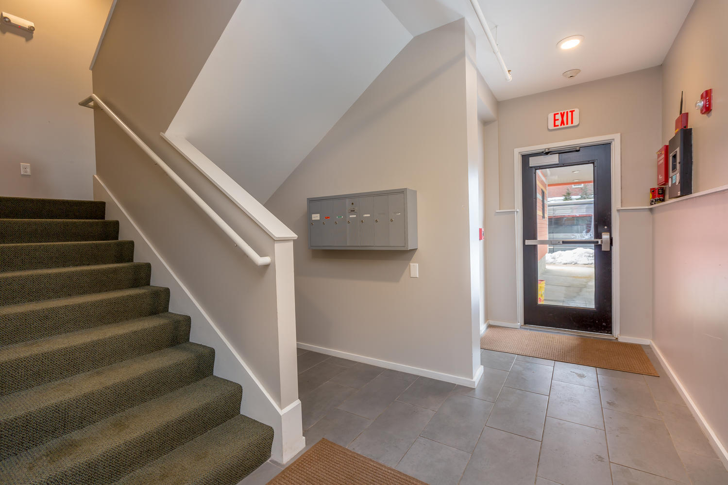 33 Lafayette Street, 5