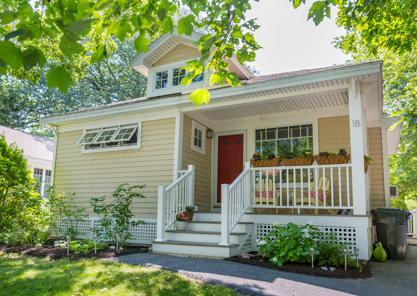 18 Taylor Street