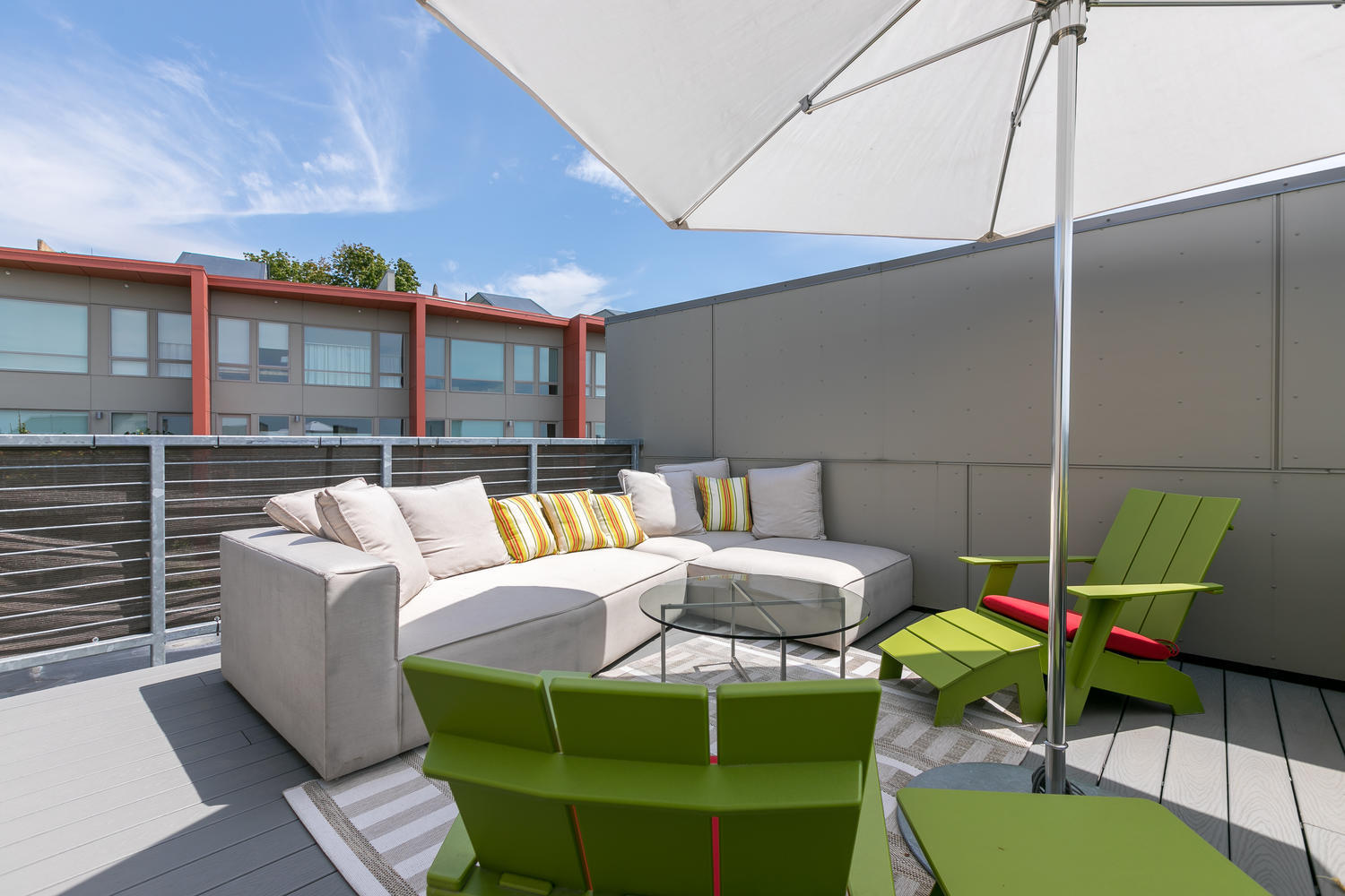 220 Sheridan Street, 26