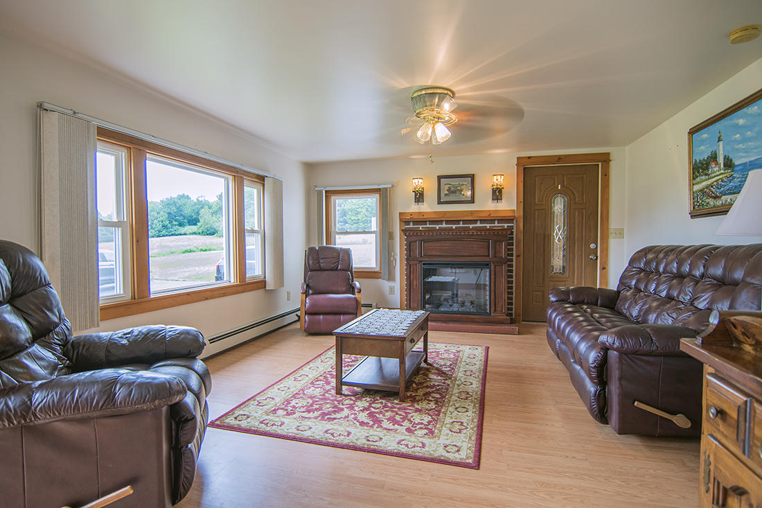 69 Brackett Road