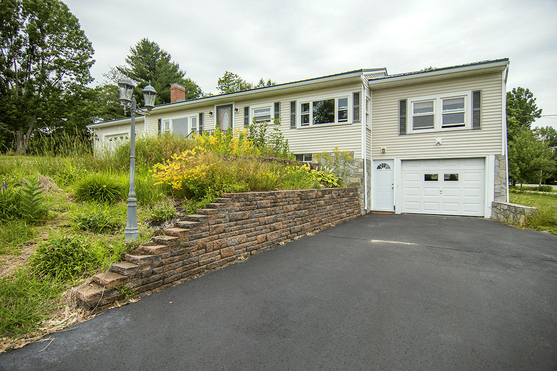 69 Brackett Road