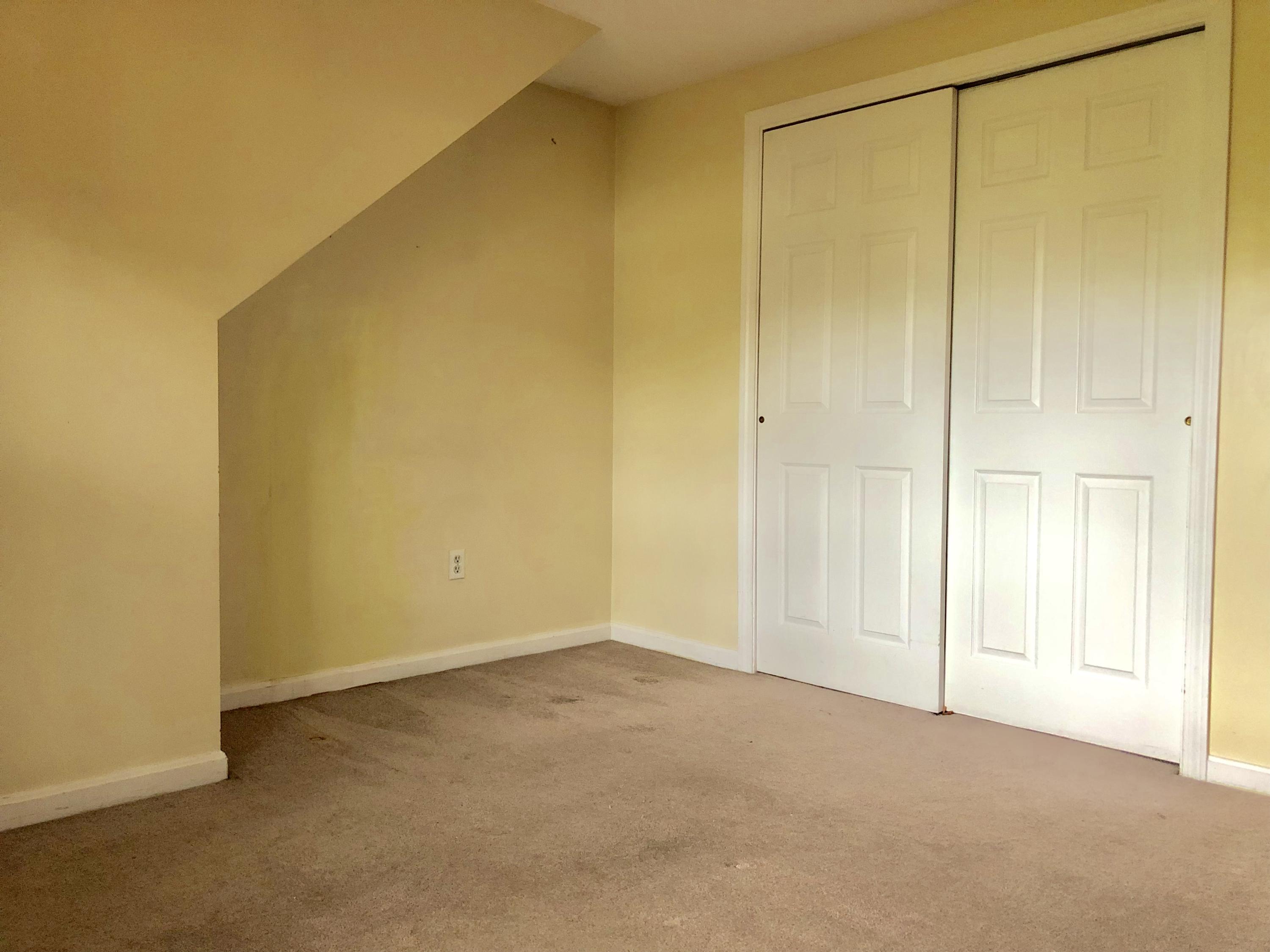 4 Dale Court, 4