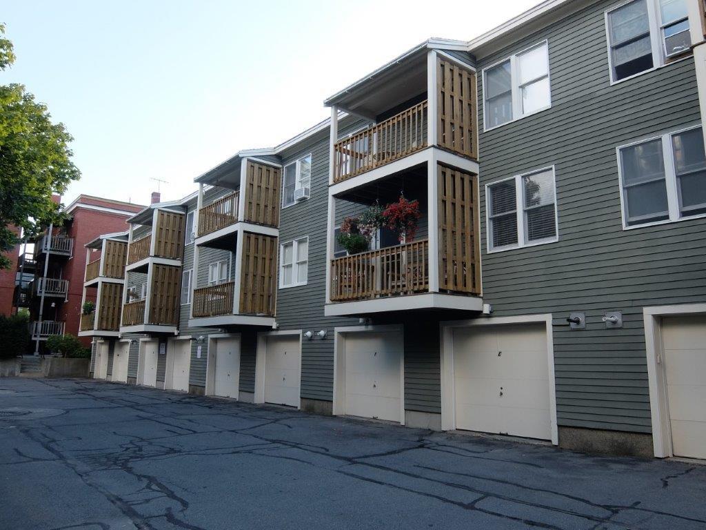 213 Vaughan Street, 4