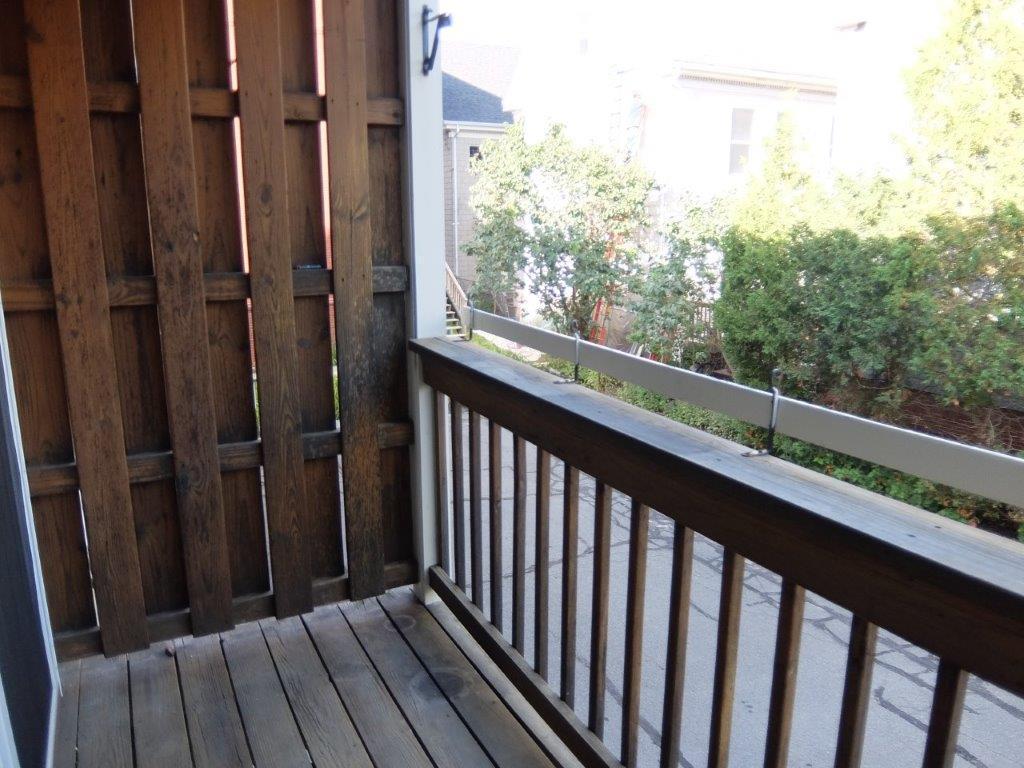 213 Vaughan Street, 4