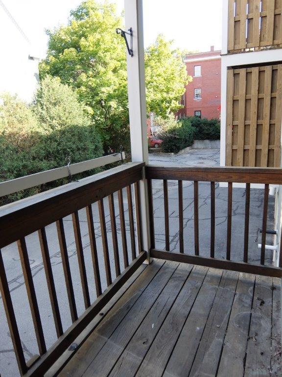 213 Vaughan Street, 4